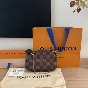 Louis Vuitton Mini Pochette